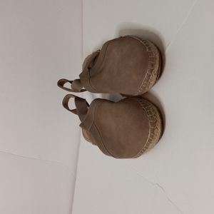 Lucky Brand Sandal 8.5